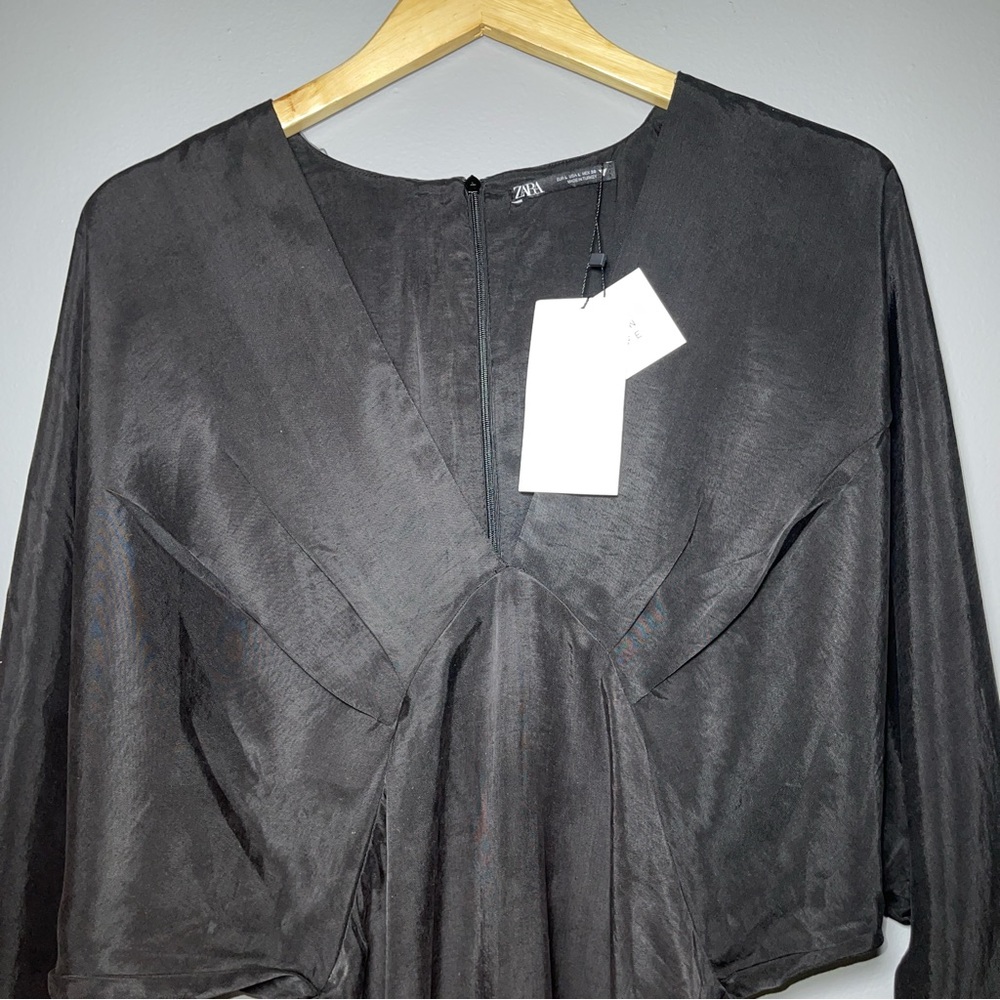 SATIN EFFECT PLEATED DRESS - size Large - Picture 5 of 14